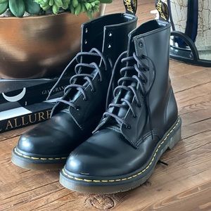 Dr. Martens Black Oiled Boots size 10